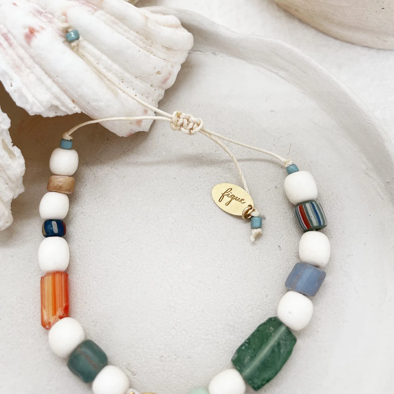 Elise Tsikis Phare bracelet enfant perles ajustable