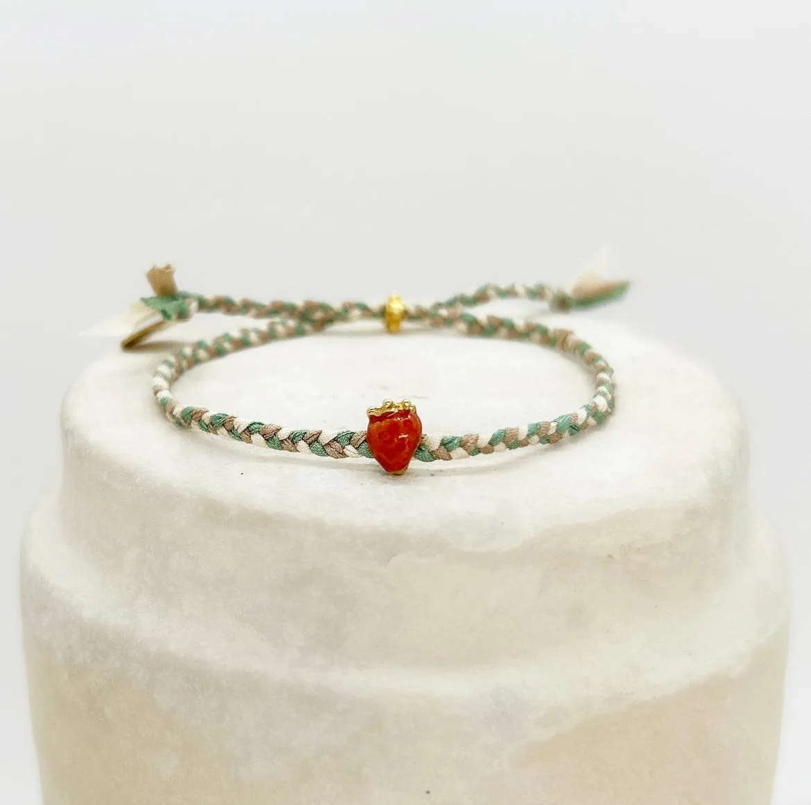 Elise Tsikis Hanelis bracelet enfant rose ajustable