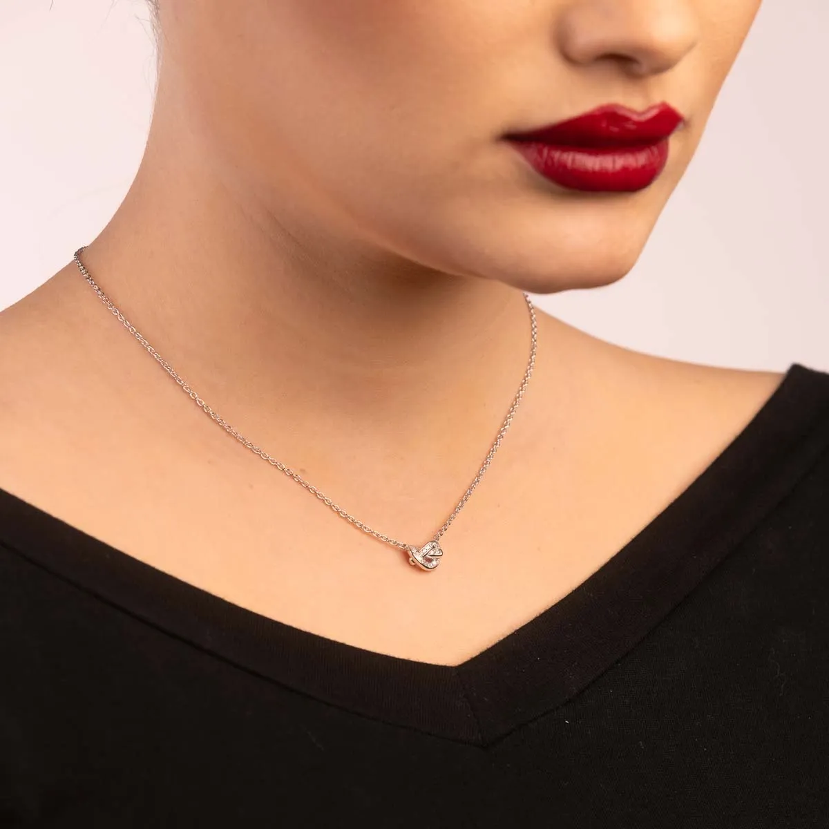 Ultima Edizione Nodo collier nœud zircons blanc