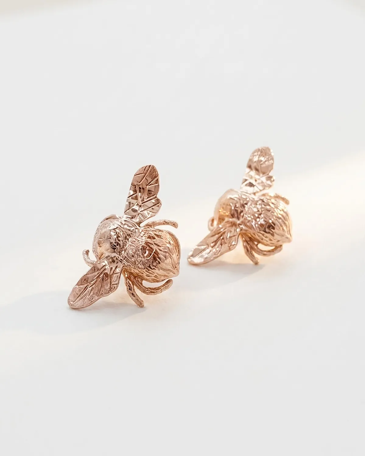 Elise Tsikis Abel boucles d'oreilles or jaune