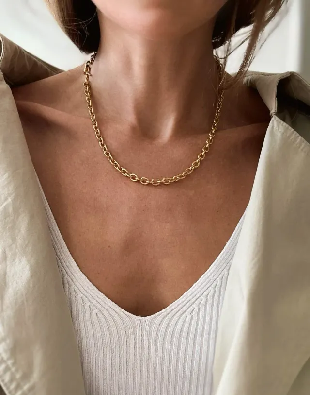 Elise Tsikis Epure Chanes collier 45 cm doré