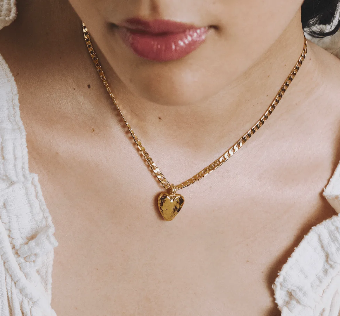 Elise Tsikis Otov collier coeur or jaune 40 cm