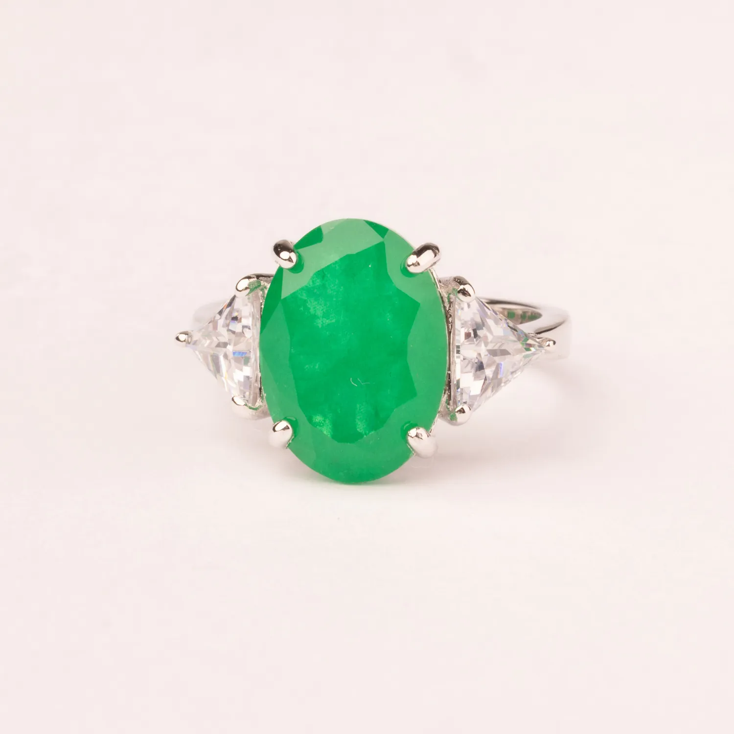 Ultima Edizione zircone ovale 14x10 bague pierre couleur