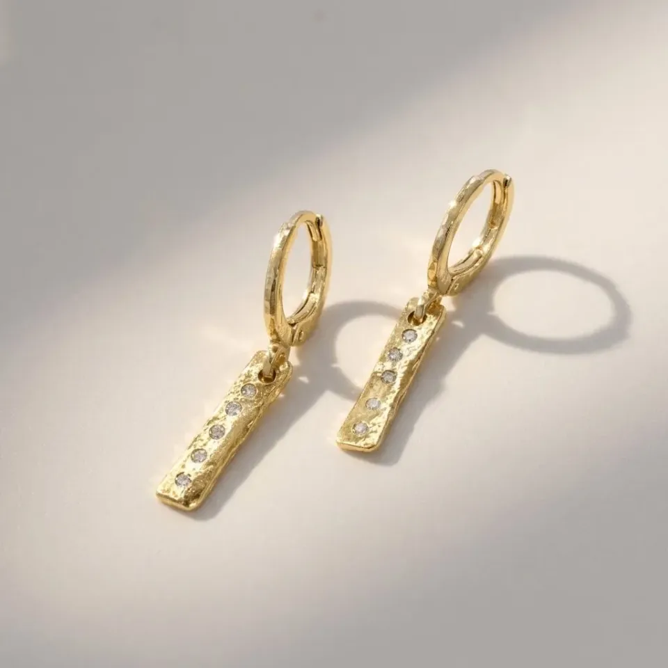 Elise Tsikis Lefkes boucles créoles cristaux or jaune