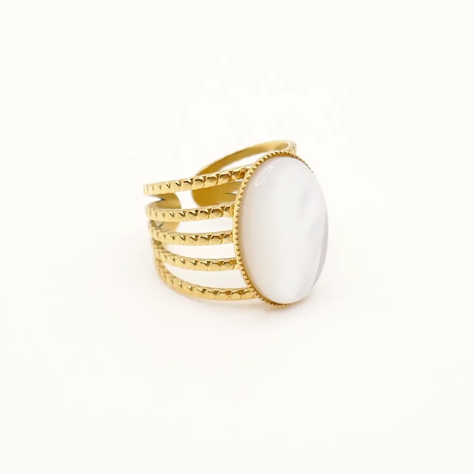 Cloralys Livia bague nacre réglable doré