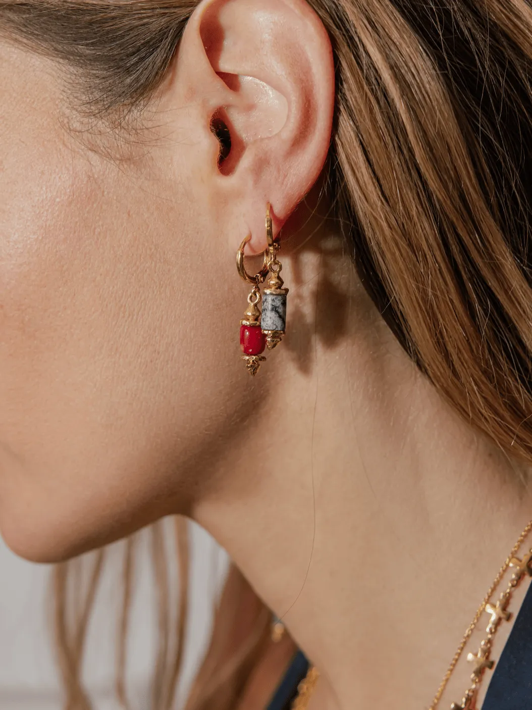 Elise Tsikis Lasta boucles vert doré