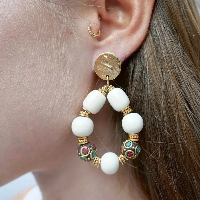 Cloralys Esmée boucles d'oreilles pendantes 6,5 cm écru