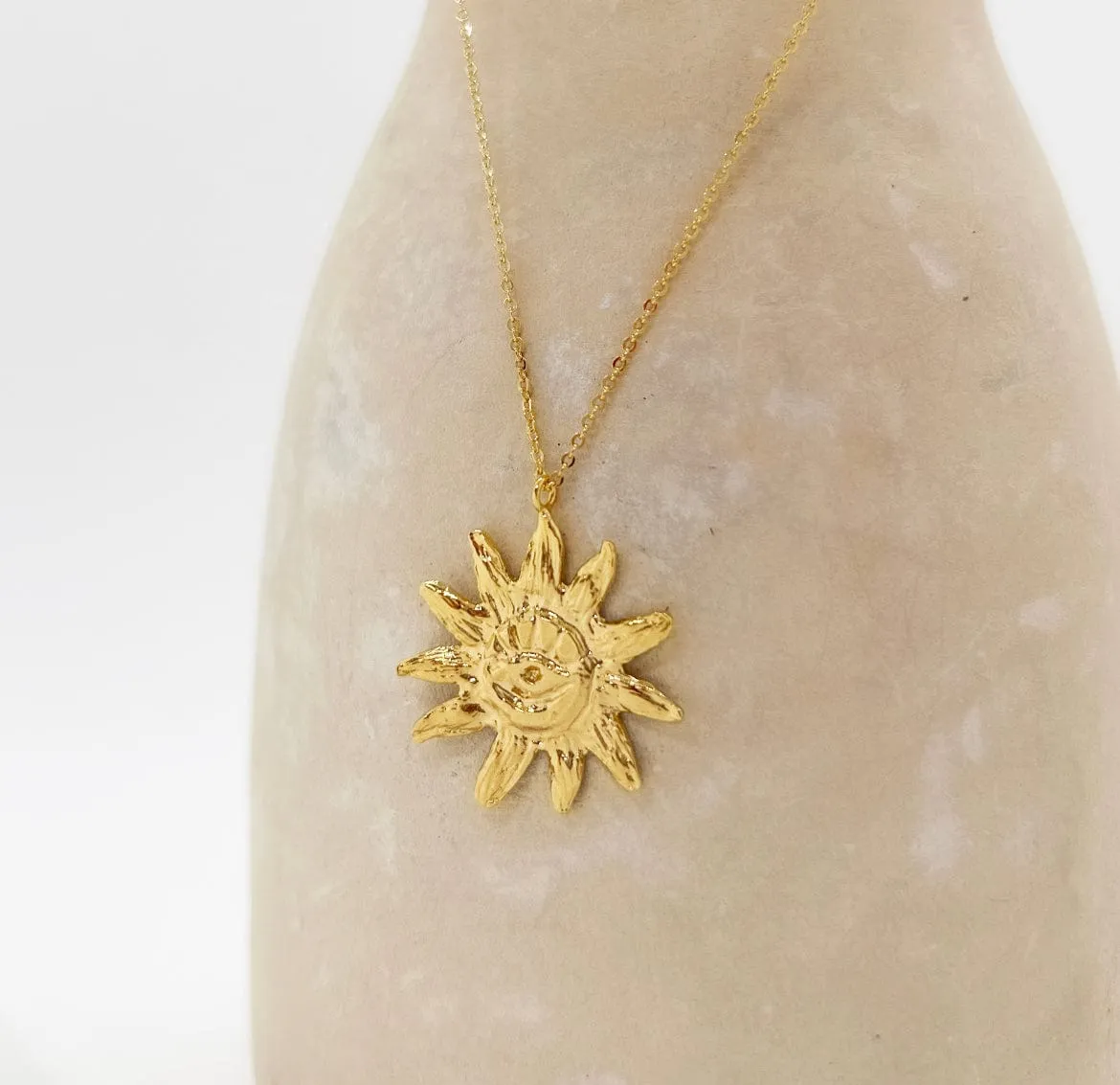Elise Tsikis Helios Sol collier soleil or jaune 50 cm