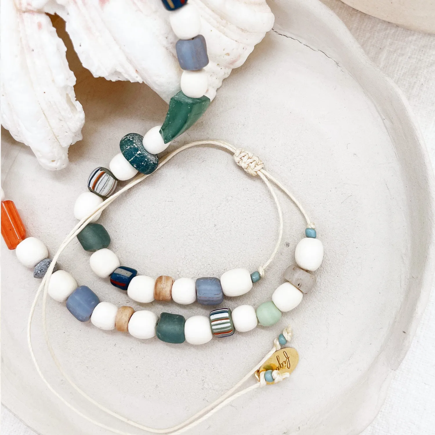 Elise Tsikis Clapotis Semaphore collier enfant lin ajustable