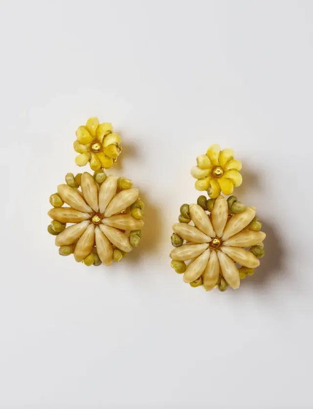 Elise Tsikis Aigua boucles coquillages dorées