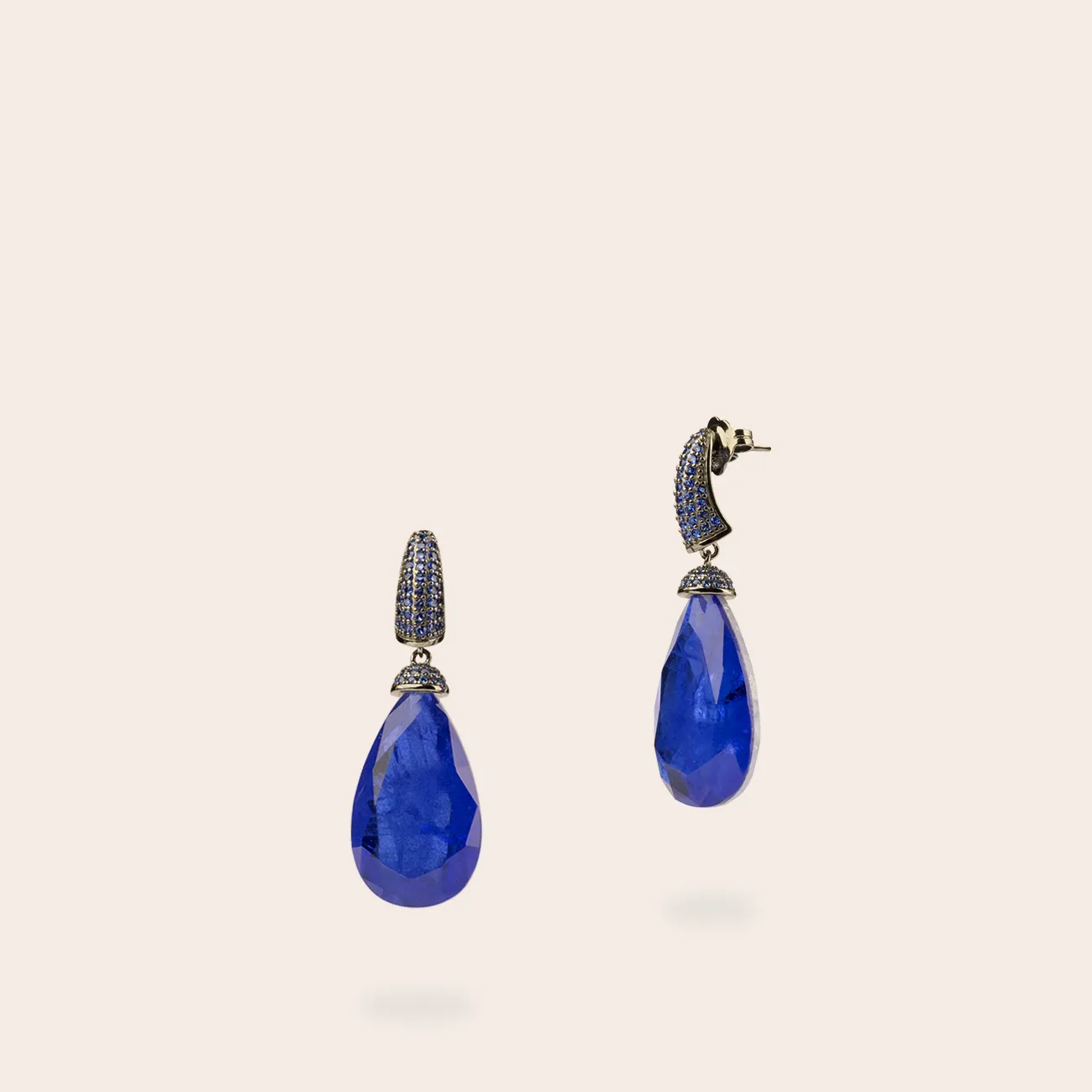 Ultima Edizione Pavé Goutte boucles pendantes couleur