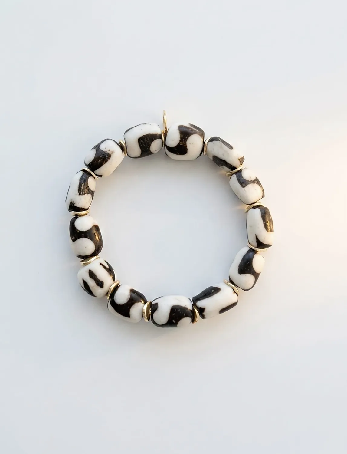 Elise Tsikis Palea bracelet doré