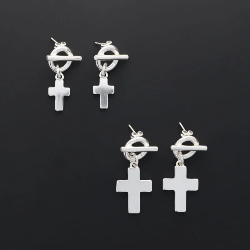 Secret de Cuir N°900 boucles d'oreilles croix plaqué argent