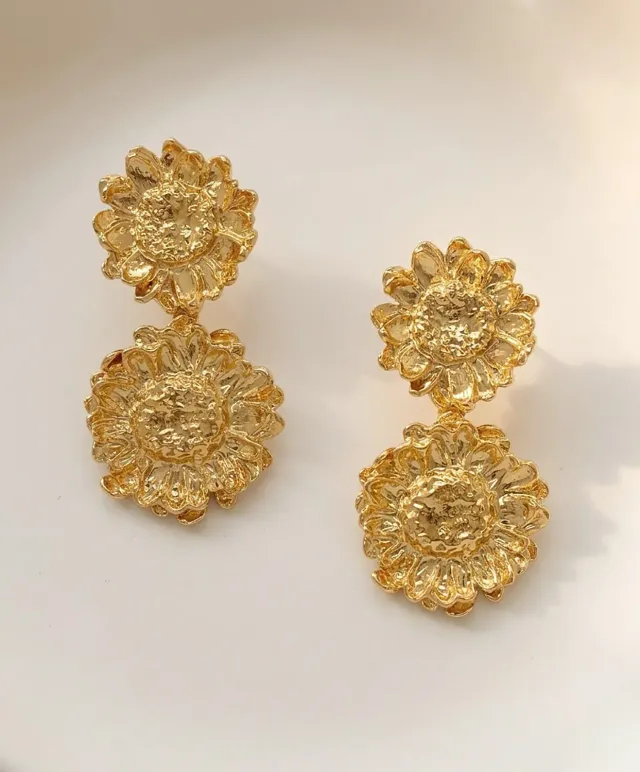 Elise Tsikis Luynes Gold boucles d'oreilles fleurs 5 cm