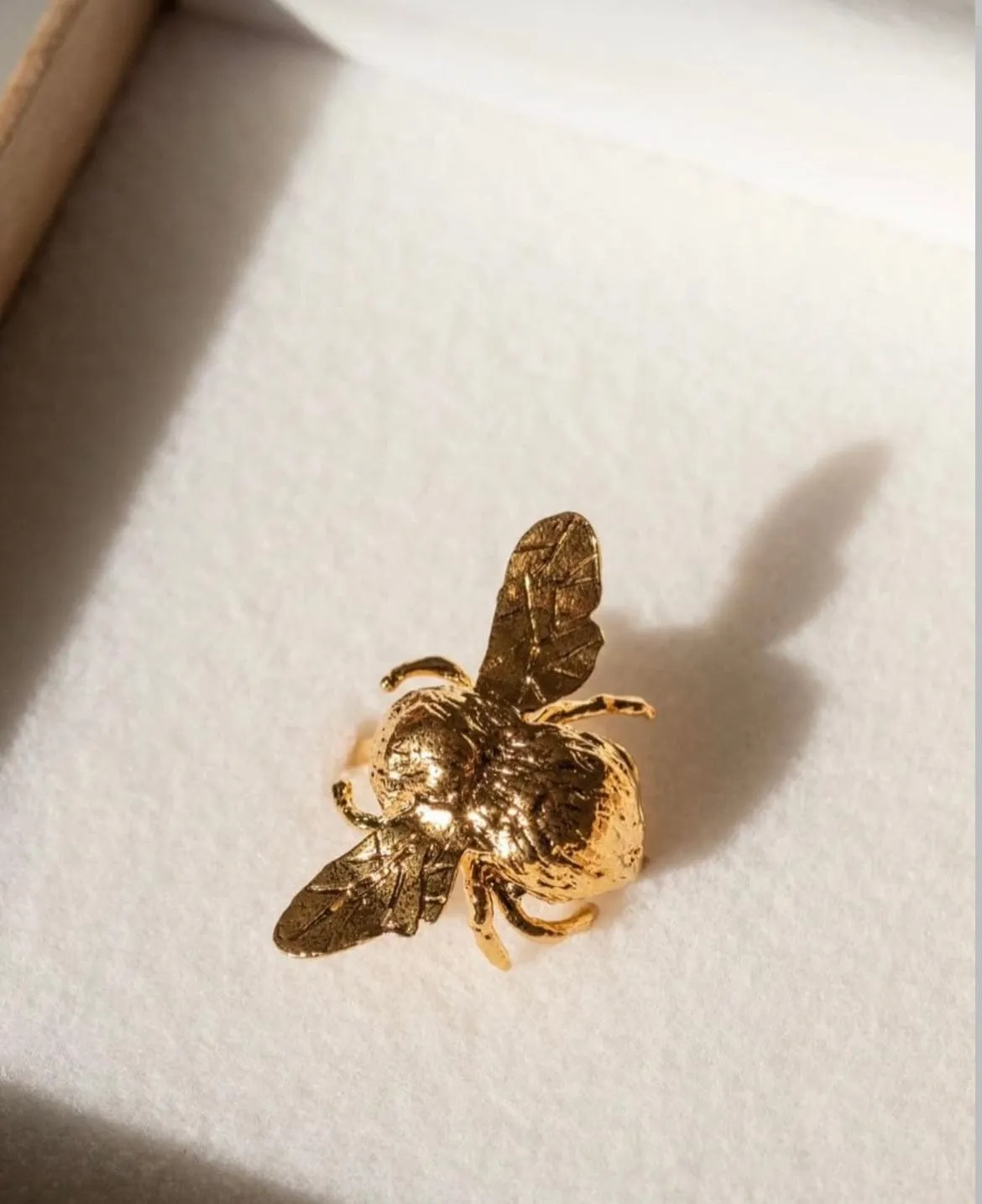 Elise Tsikis Cela bague bourdon or jaune