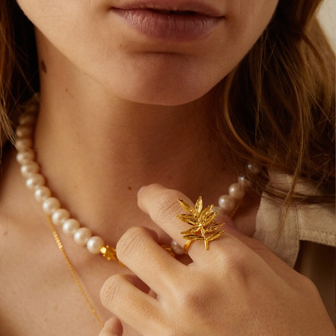 Elise Tsikis Manisa bague feuille olivier ajustable