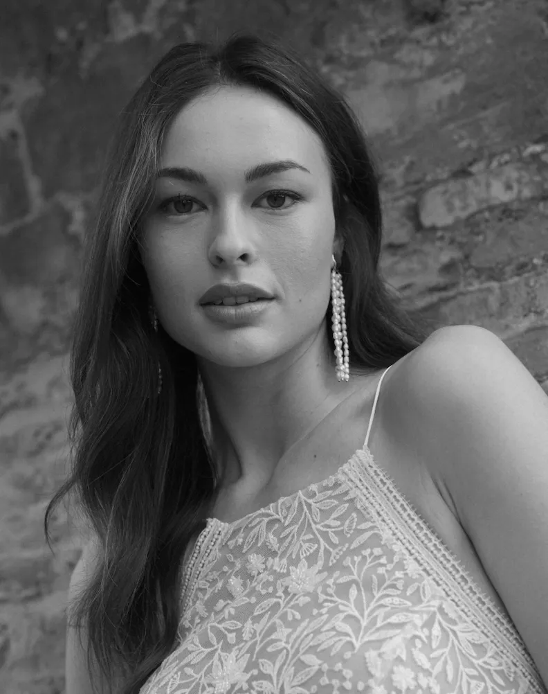 Elise Tsikis Zapti boucles d’oreilles pendantes perle eau douce