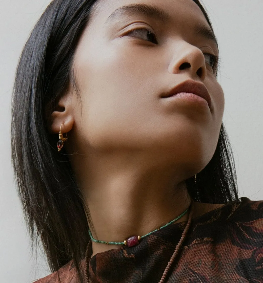 Elise Tsikis Lindale boucles d'oreilles émeraude pierres naturelles