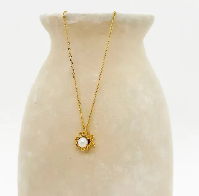 Elise Tsikis Fleur Grenadine Pivoine collier enfant 35 cm perle