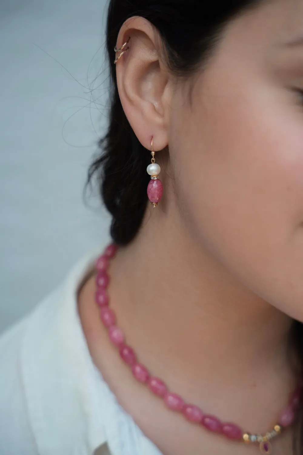 Cloralys Hélena boucles d’oreilles perle culture fuchsia