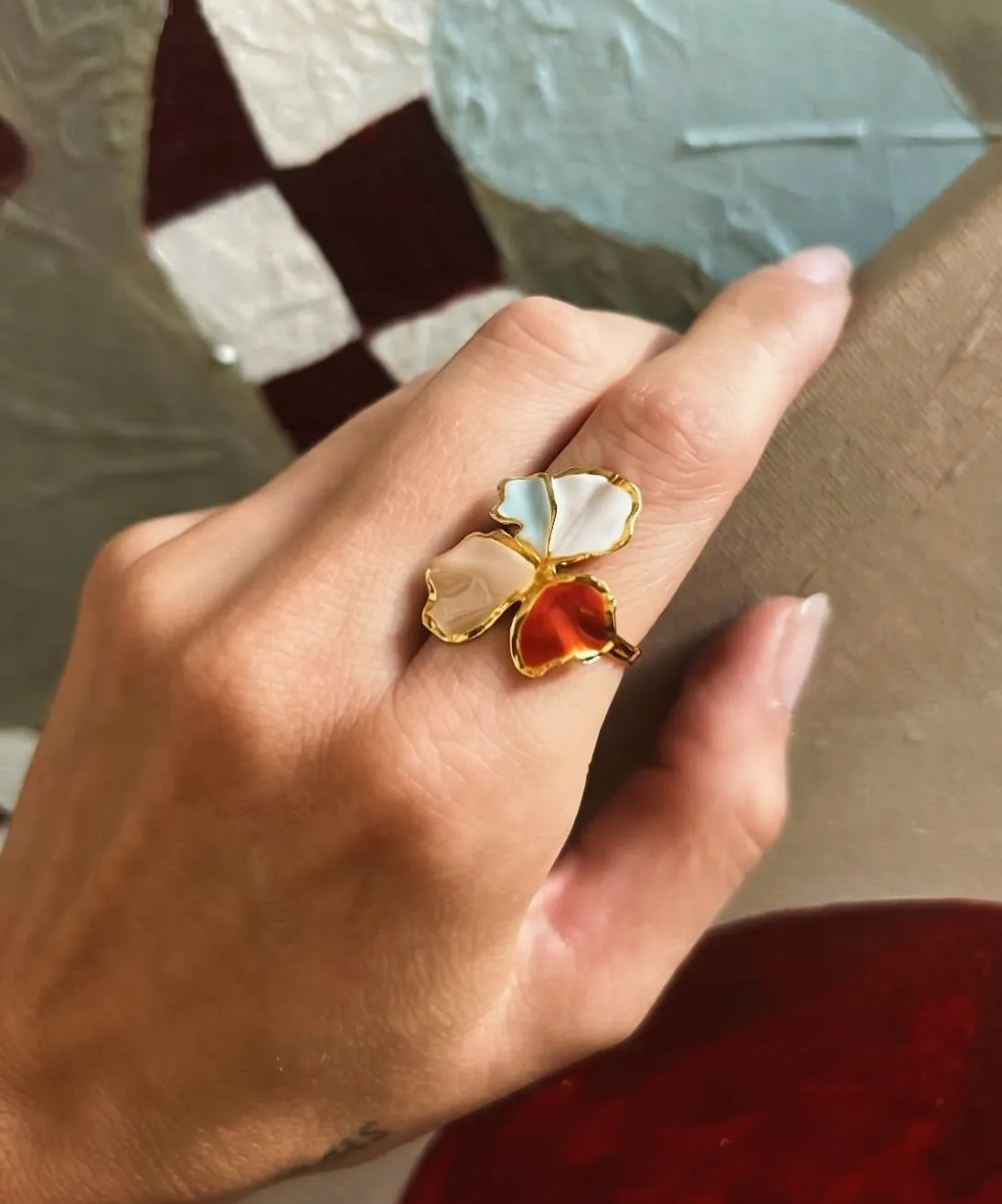 Elise Tsikis Elysia Medium Poiesis bague fleur émaillée