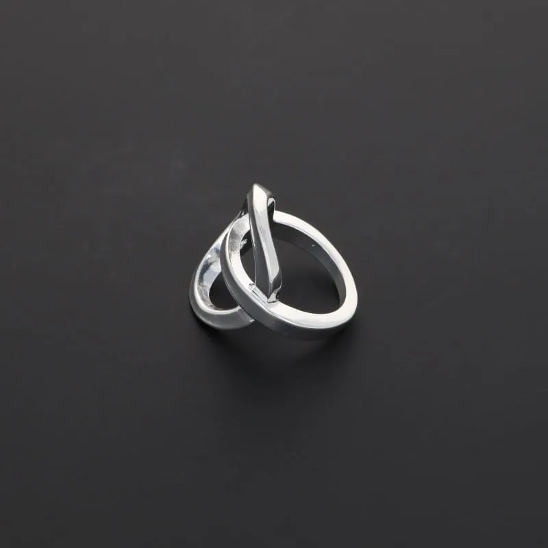 Secret de Cuir N°608 bague géométrique argentée