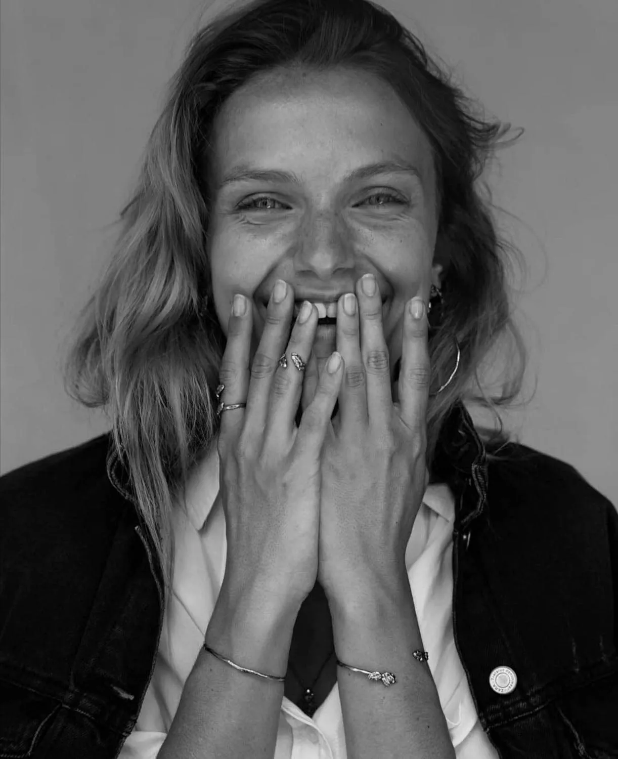 Elise Tsikis Ikaros jonc bracelet or jaune ajustable