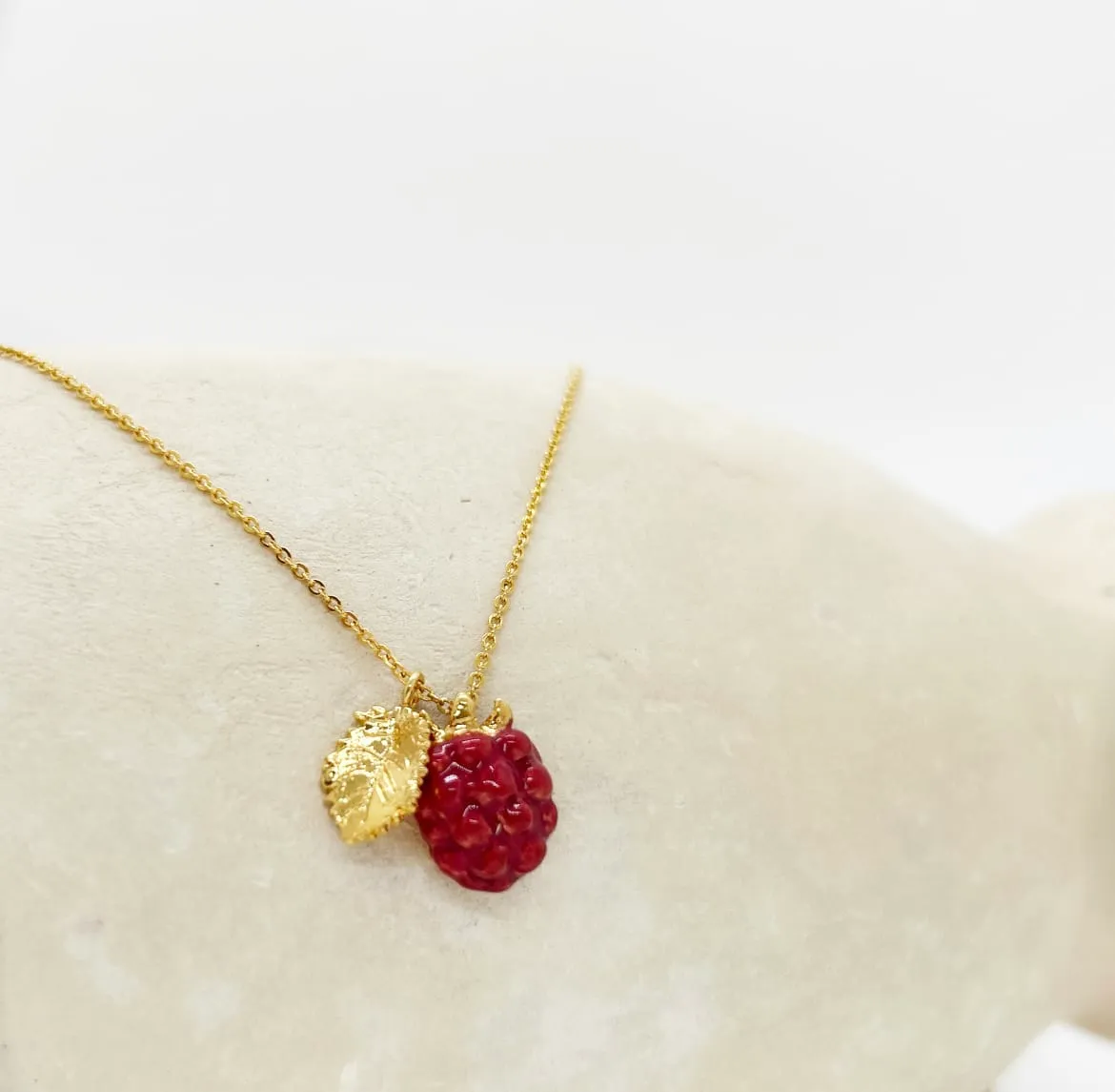 Elise Tsikis Belenis collier cœur 35 cm enfant