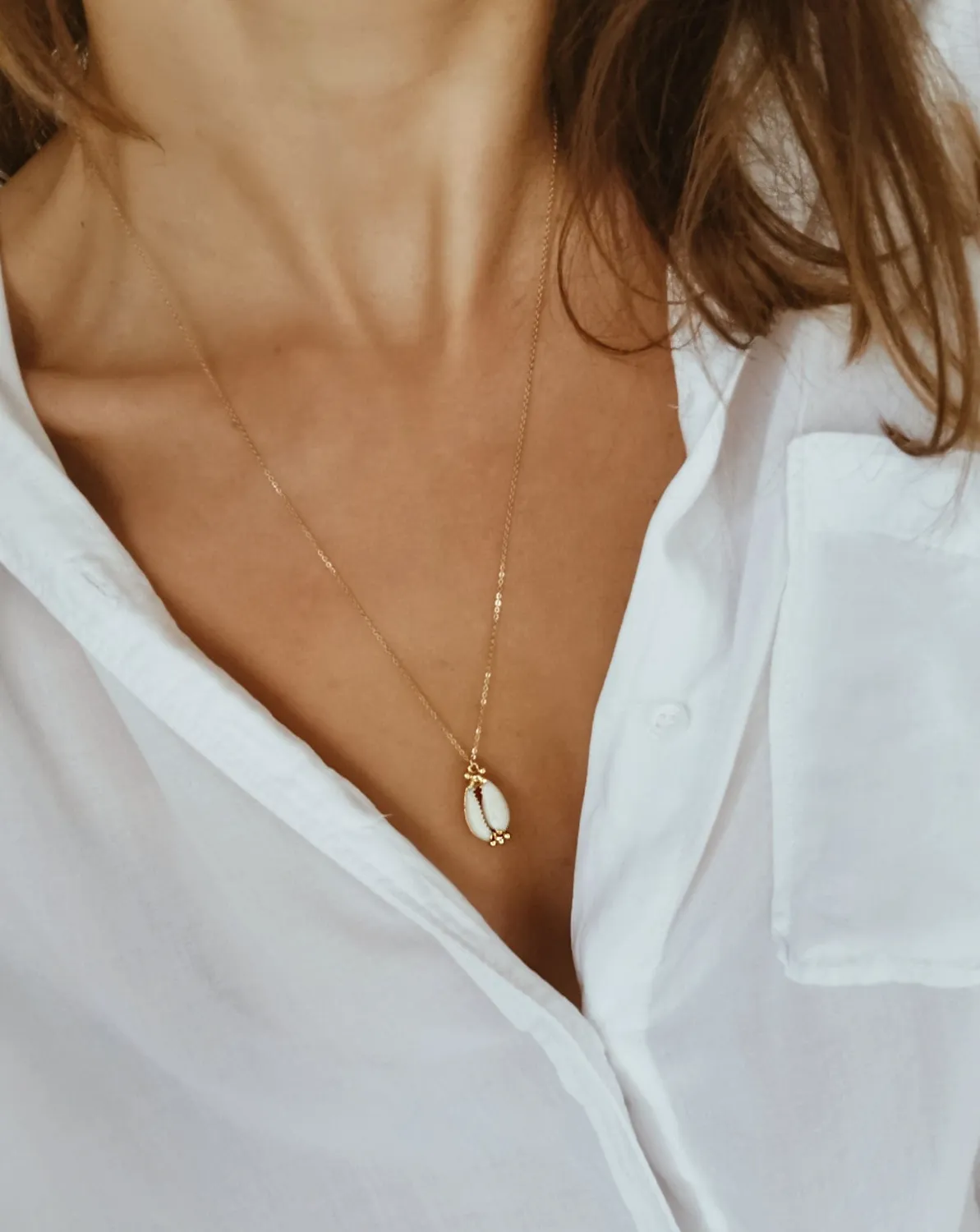 Elise Tsikis Valos collier coquillage 55 cm