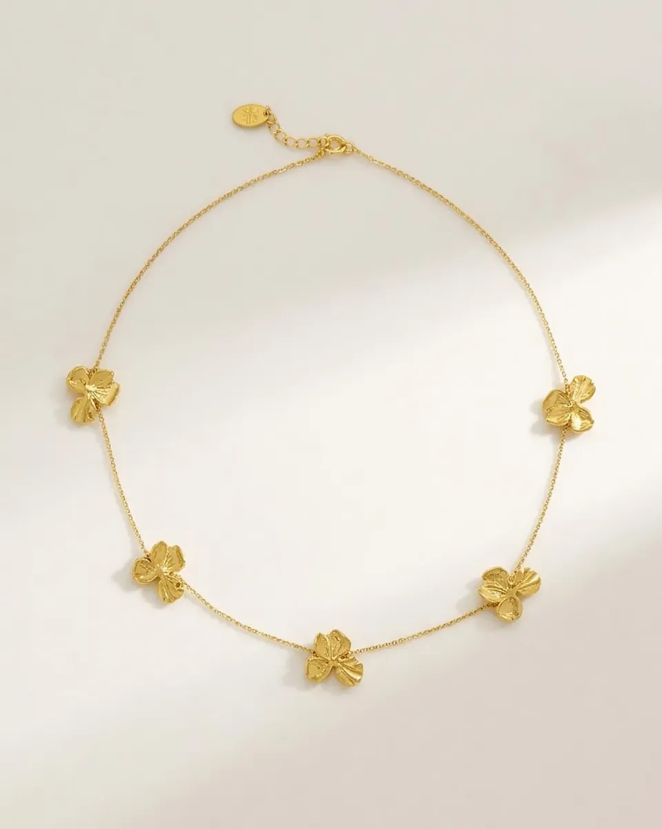 Elise Tsikis Gonia collier fleur doré 40 cm
