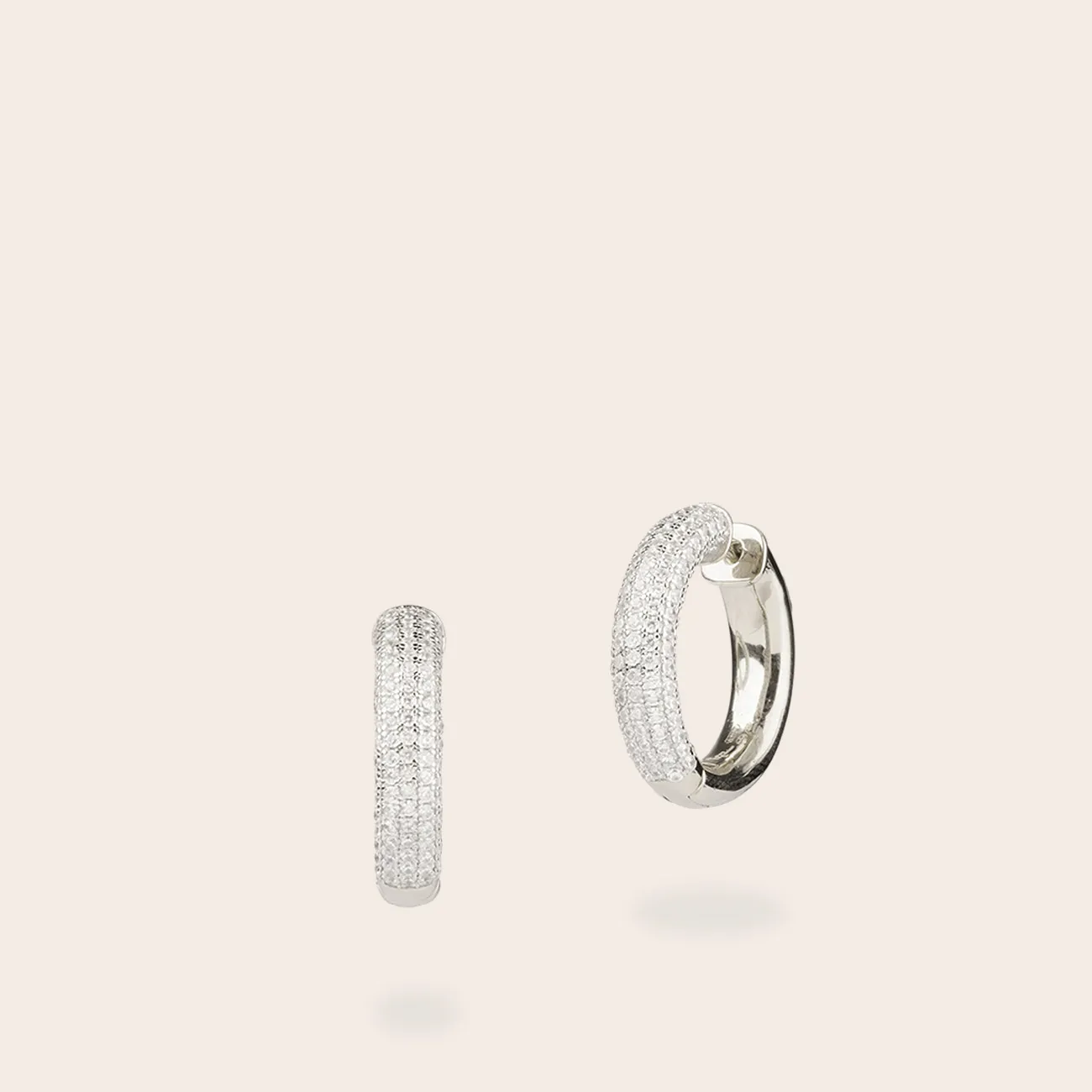 Ultima Edizione micro pavé créoles cercle pavé