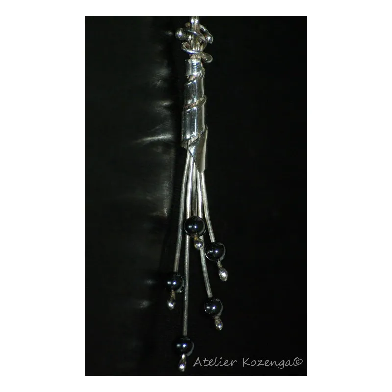 L'Atelier Kozenga Torsade d'Héma pendentif argent hématite