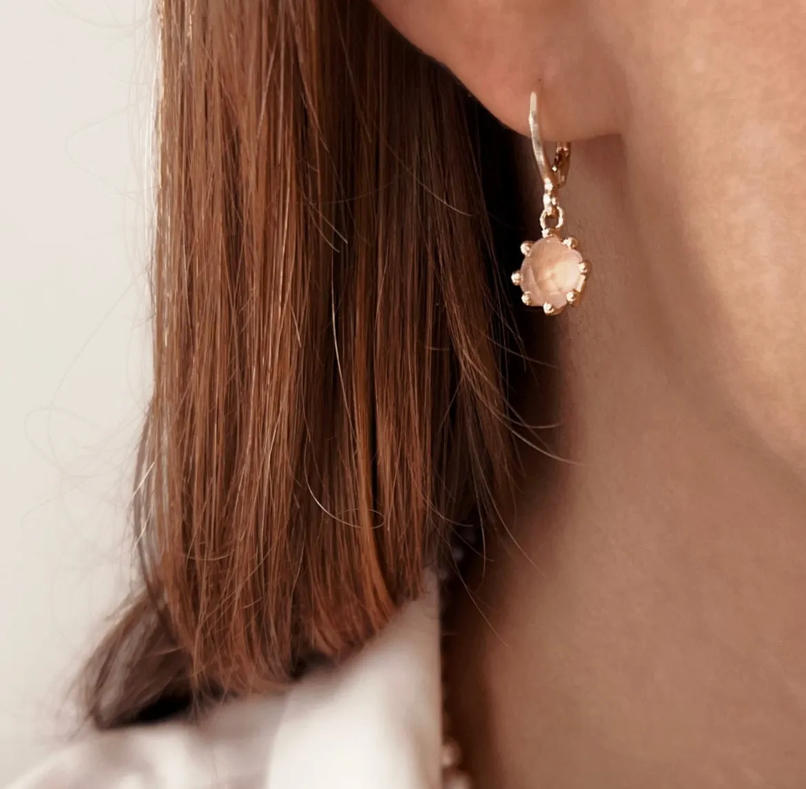 Elise Tsikis Alem boucles d'oreilles créoles vert