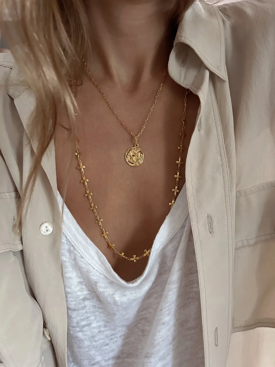 Elise Tsikis Astrologia collier Bélier zircons blancs
