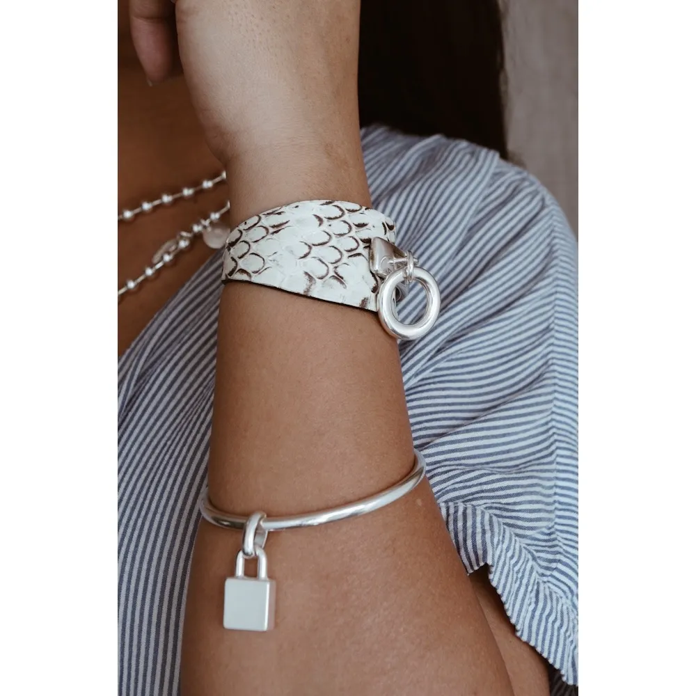 Secret de Cuir N°671 Awa bracelet cuir serpent argenté