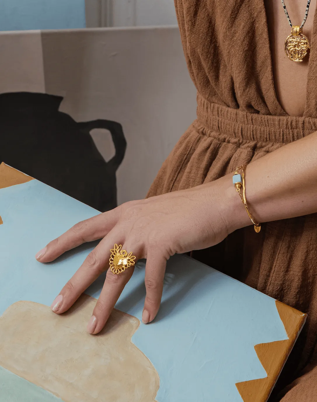 Elise Tsikis Eleftheria Kassiopi bague réglable dorée