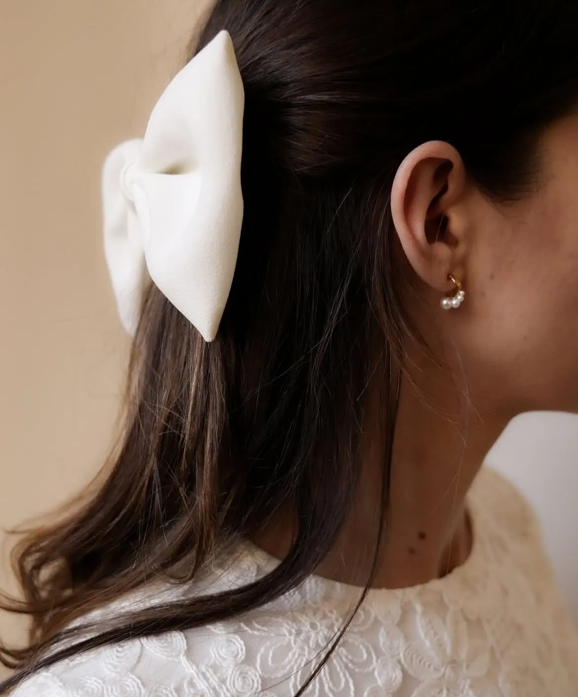 Elise Tsikis Hellenica Myrine boucles d’oreilles perles martelées