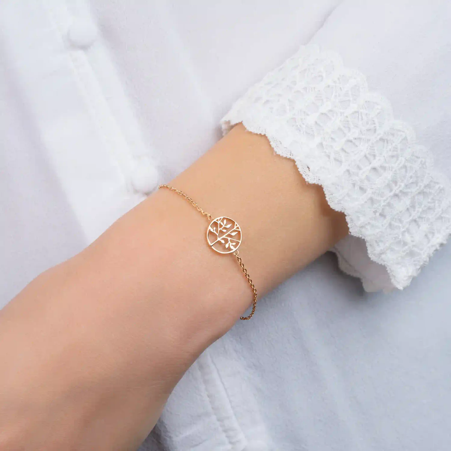 Oriana France bracelet arbre de vie plaqué or médaillon