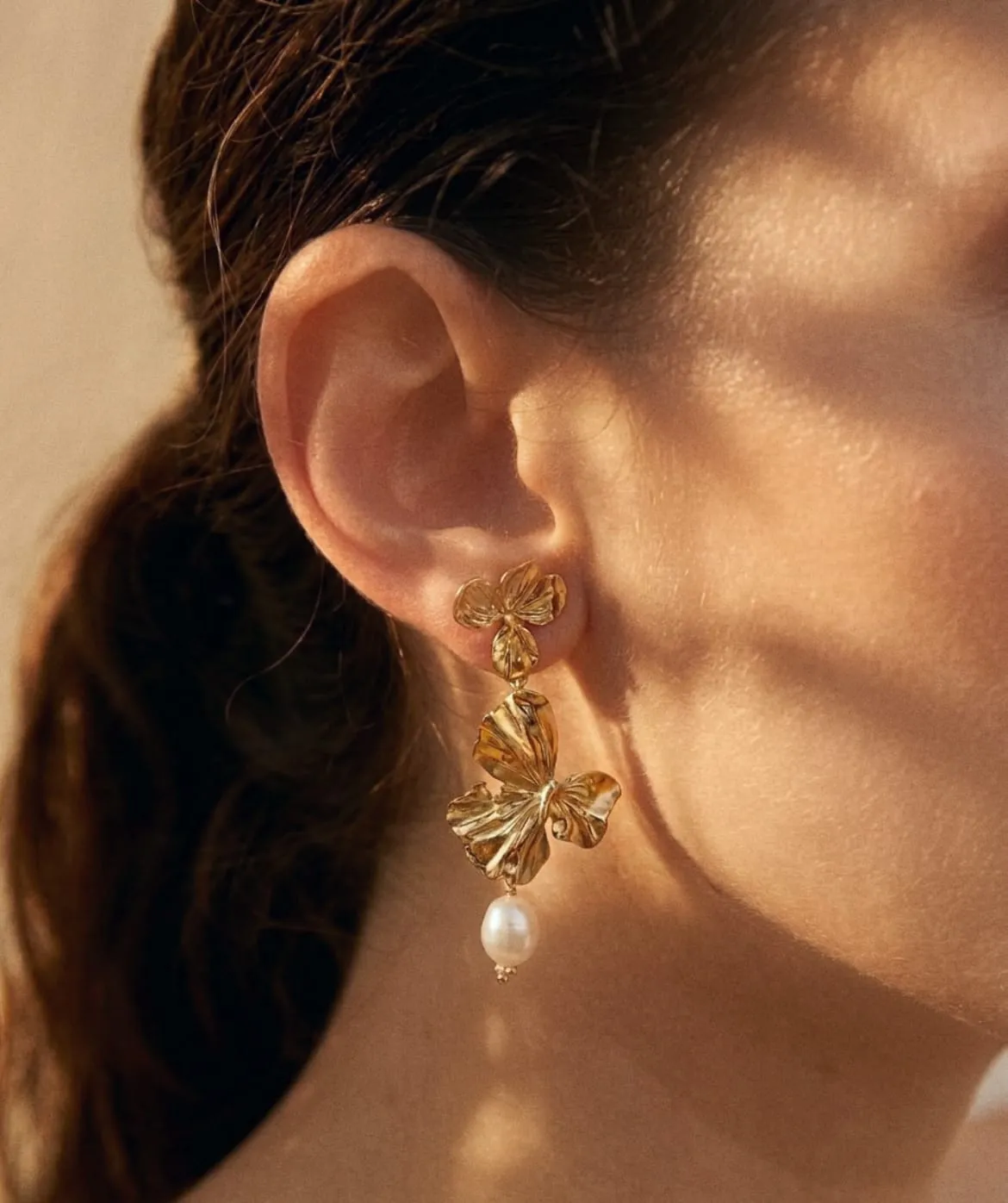 Elise Tsikis Erinye boucles perle culture 6 cm