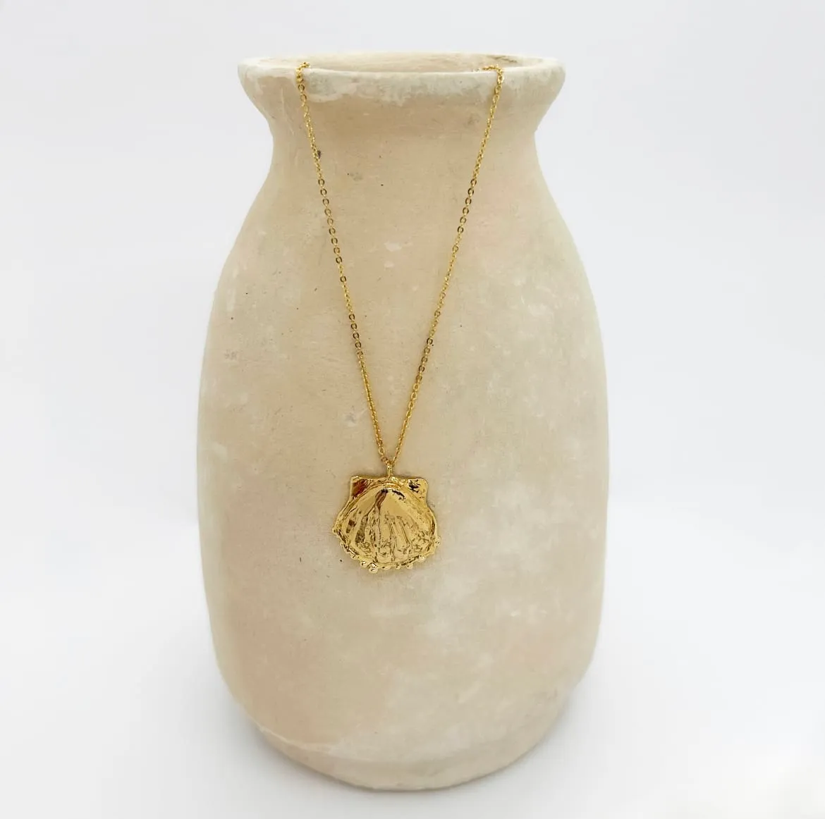 Elise Tsikis Neptune collier coquillage chaîne 45 cm