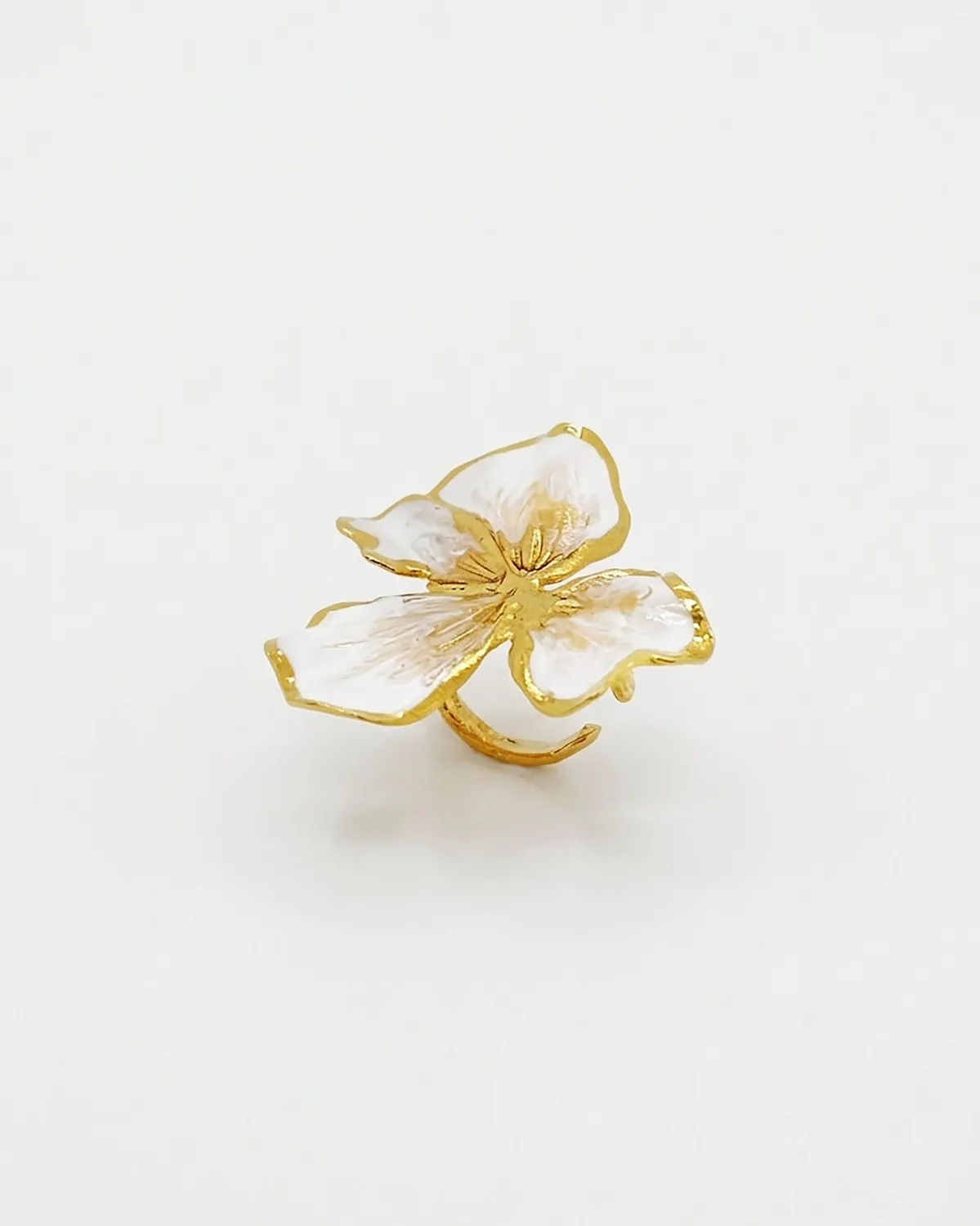 Elise Tsikis Eresos earcuff fleur émaillée