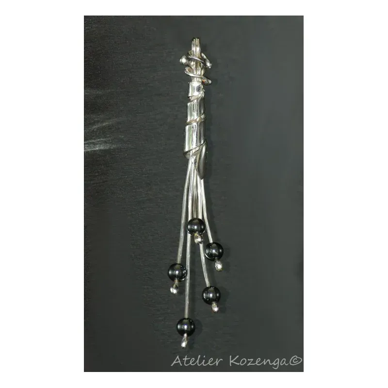 L'Atelier Kozenga Torsade d'Héma pendentif argent hématite