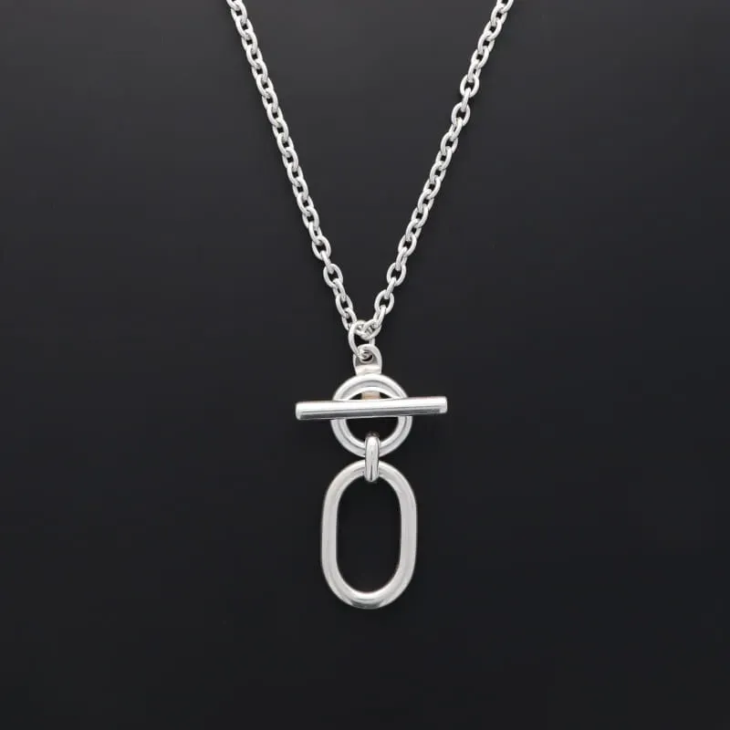 Secret de Cuir N°766 collier pendentif ovale argenté