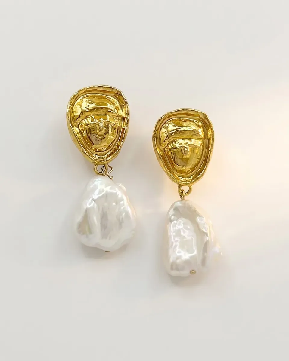 Elise Tsikis Glossa boucles d'oreilles perle baroque