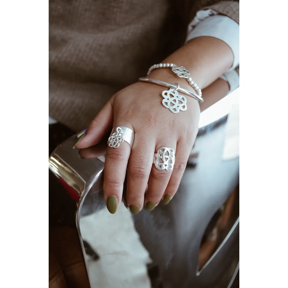Secret de Cuir N°920 bracelet perle plaqué argent élastique