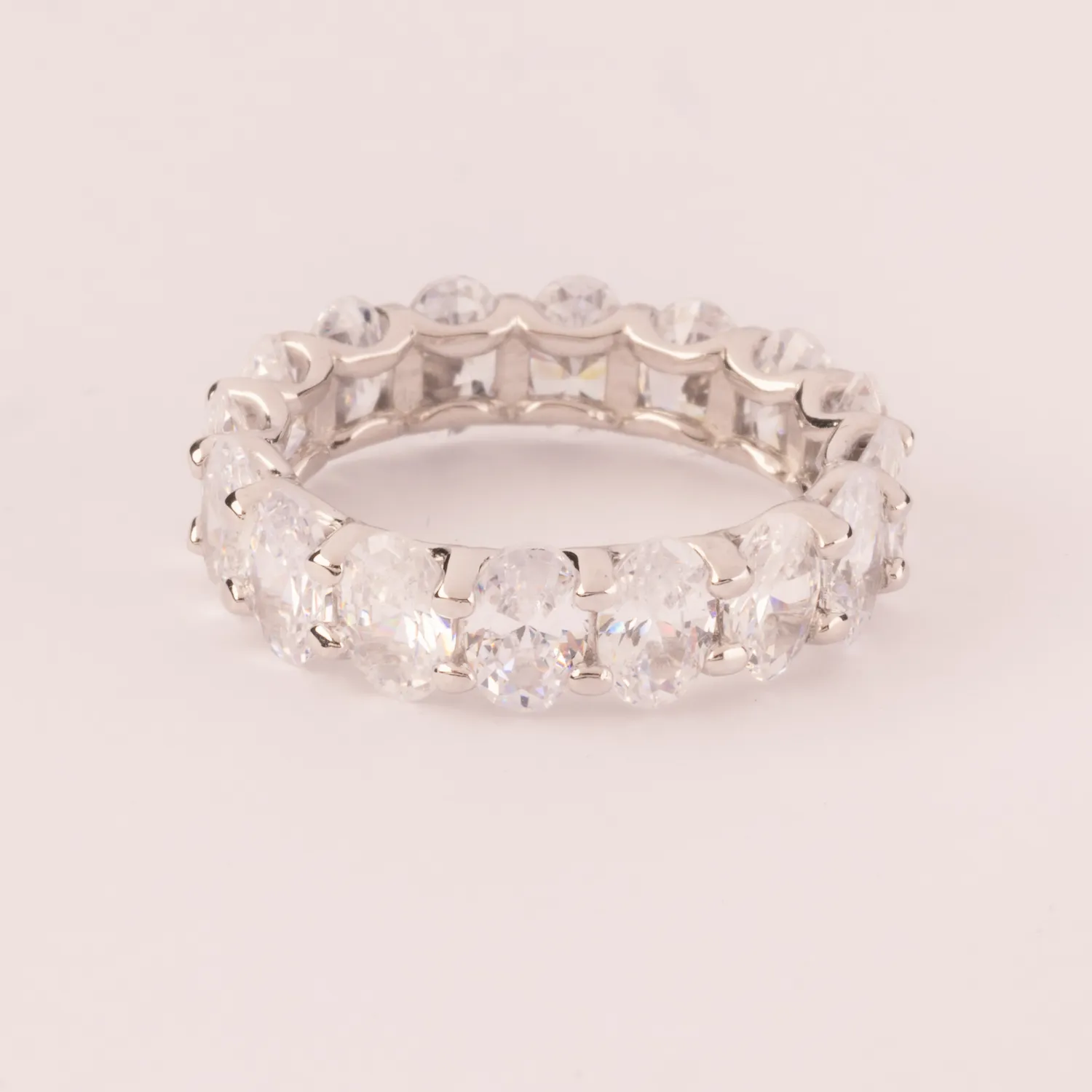 ULTIMA EDIZIONE Fedina zircons ovales bague alliance tour complet