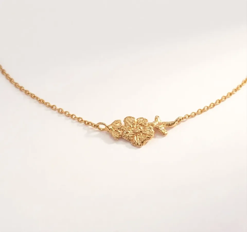 Elise Tsikis Fagonie collier fleur or jaune 40 cm