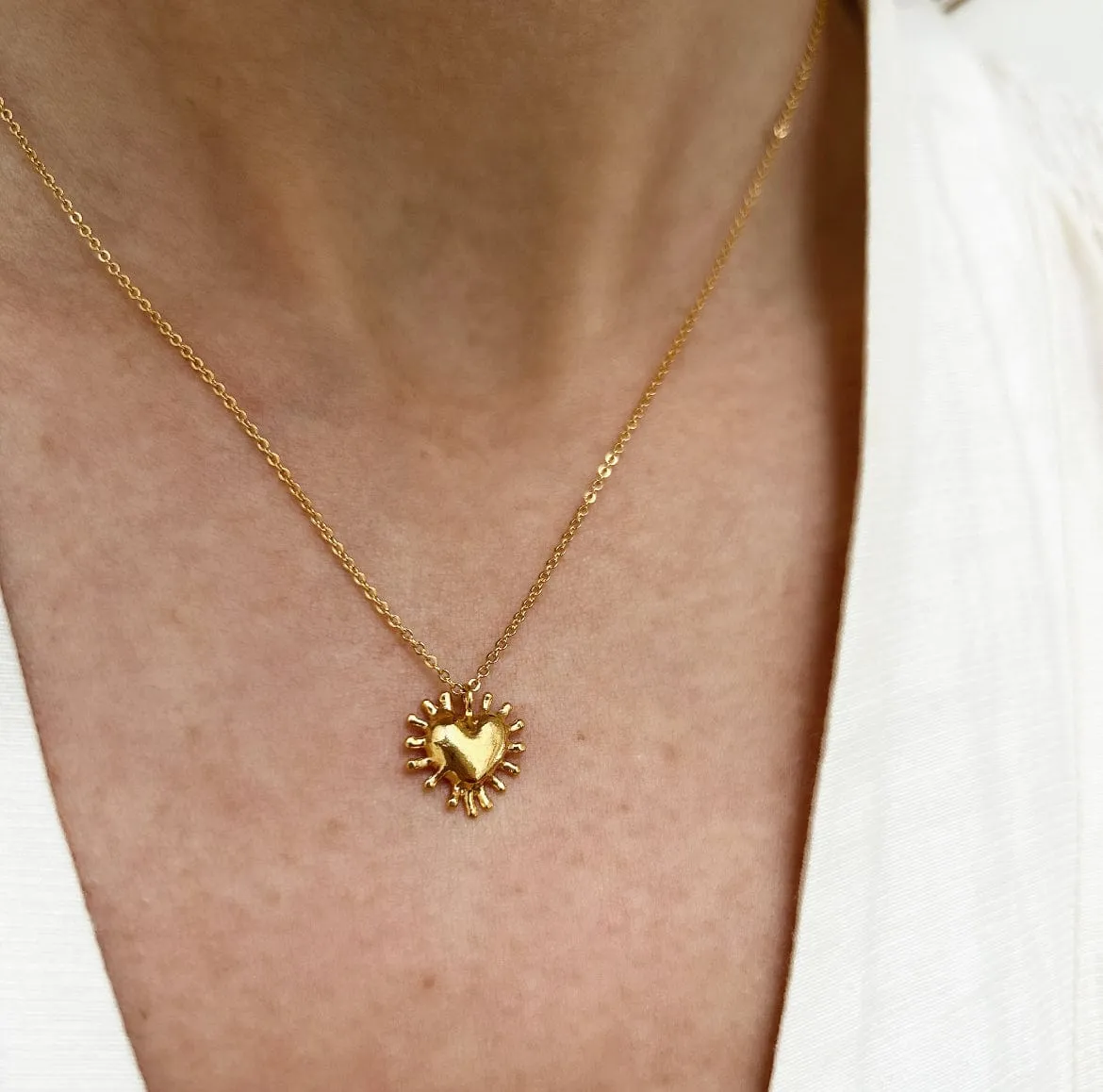 Elise Tsikis Yucatan Esperenza collier coeur or jaune
