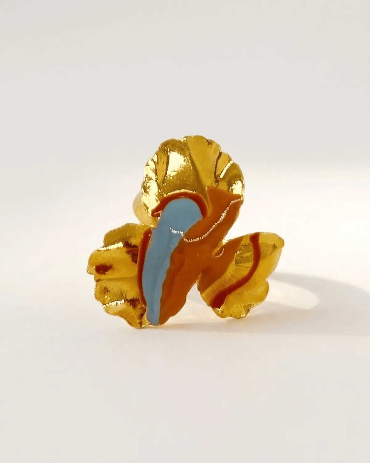Elise Tsikis Pensée médium bague fleur or jaune