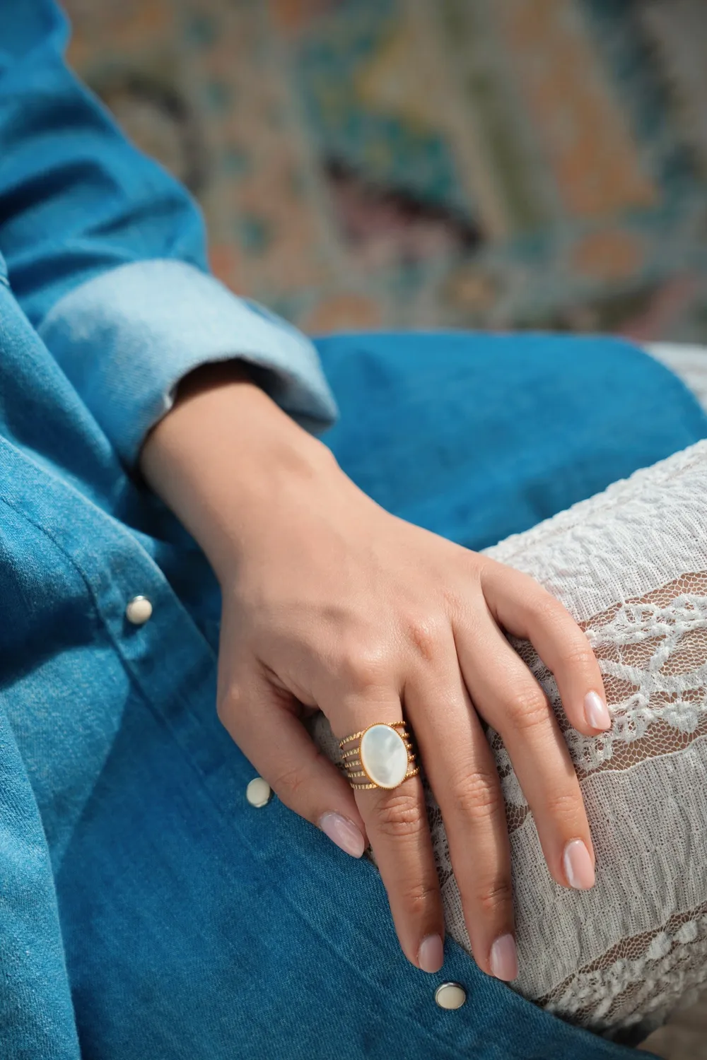Cloralys Livia bague nacre réglable doré